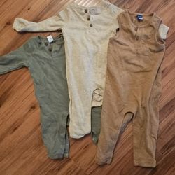 3 Onesie Bundle Size 12-18M
