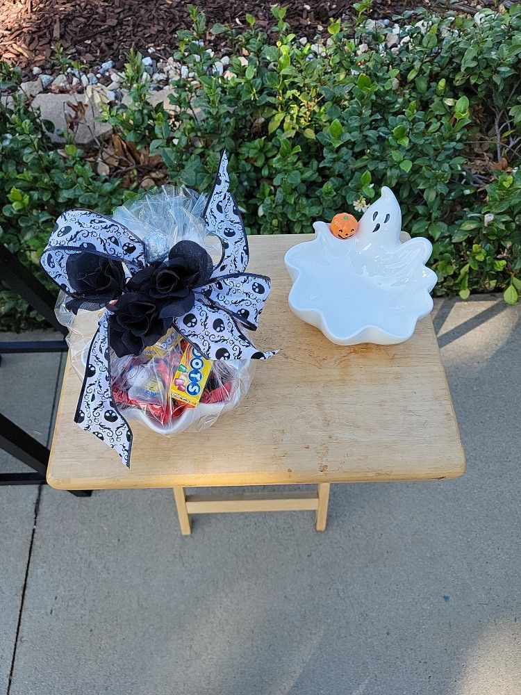 Halloweeen GIFT Ghost Candy Dish Full Of Candy And Wrapped In Ribbon