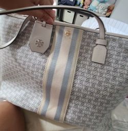 Large Tory Burch Ivory Gemini Link Canvas Tote