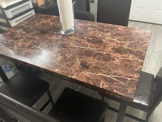 Beautiful brown Formica dining table for 4-6