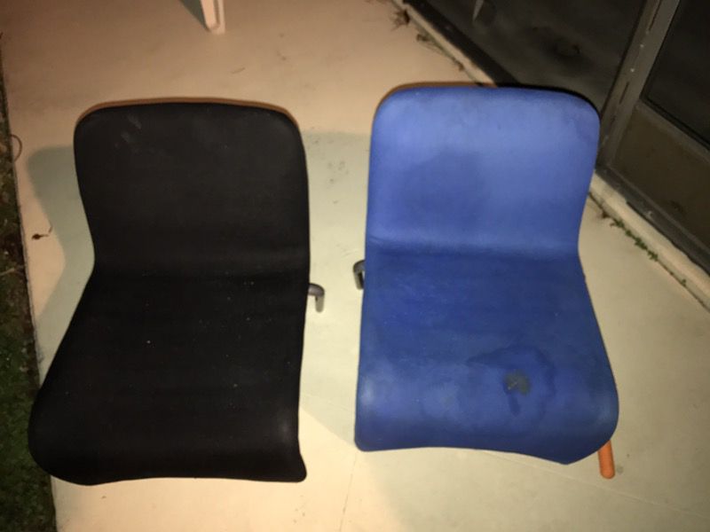 Kid's chairs