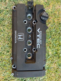 Honda head cover