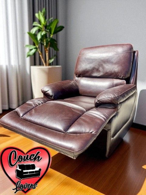 Leather Brown Recliner - Free Delivery‼️