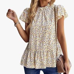 Womens Casual Ruffle Tops: Short Sleeve Summer Blouses Soild Crewneck Tunics Shirts