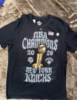 Size M- IN HAND -Nike 2026 NEW YORK KNICKS NBA champions Locker Room T-shirt
