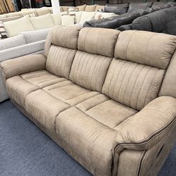 Loveseats /sofas /Livingroom furniture/no credit needed / same day delivery 🚚