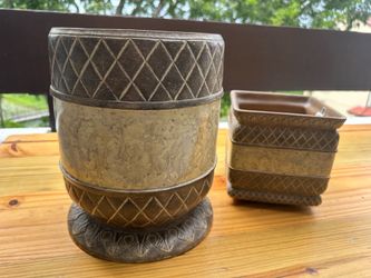 Trash Can And Tissue Holder Set