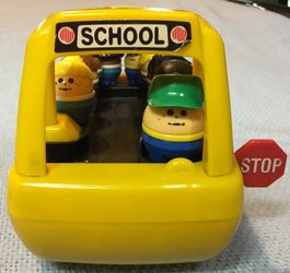 Vintage Little Tikes school bus and students