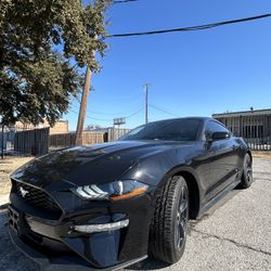 2022 Ford Mustang
