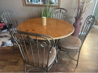Dining room table