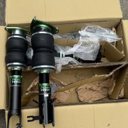 Accuair elevel management & airtekk struts