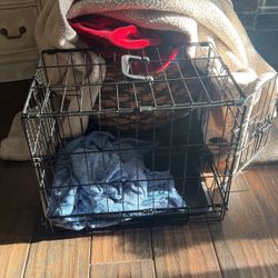 Small Dog Crate Barley Used $35