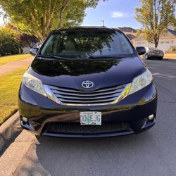 2011 Toyota Sienna