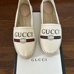 Gucci Printed Espadrilles Flats in White