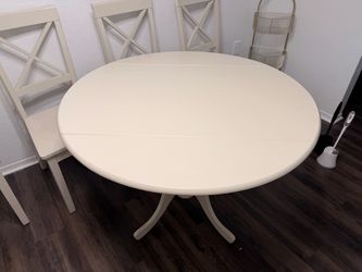 Kitchen table