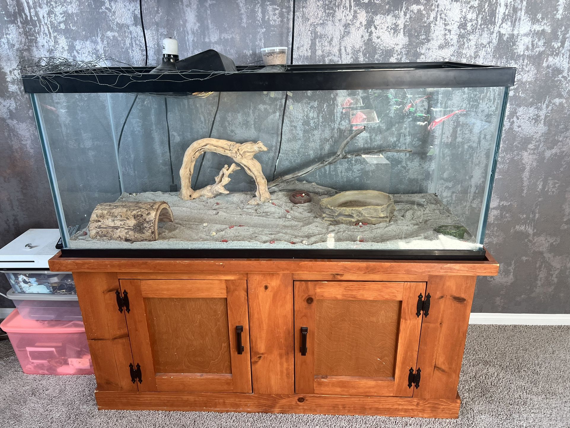 100 Gallon Reptile Tank w/Stand