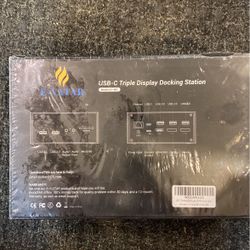 USB-C  Triple Display Docking Station