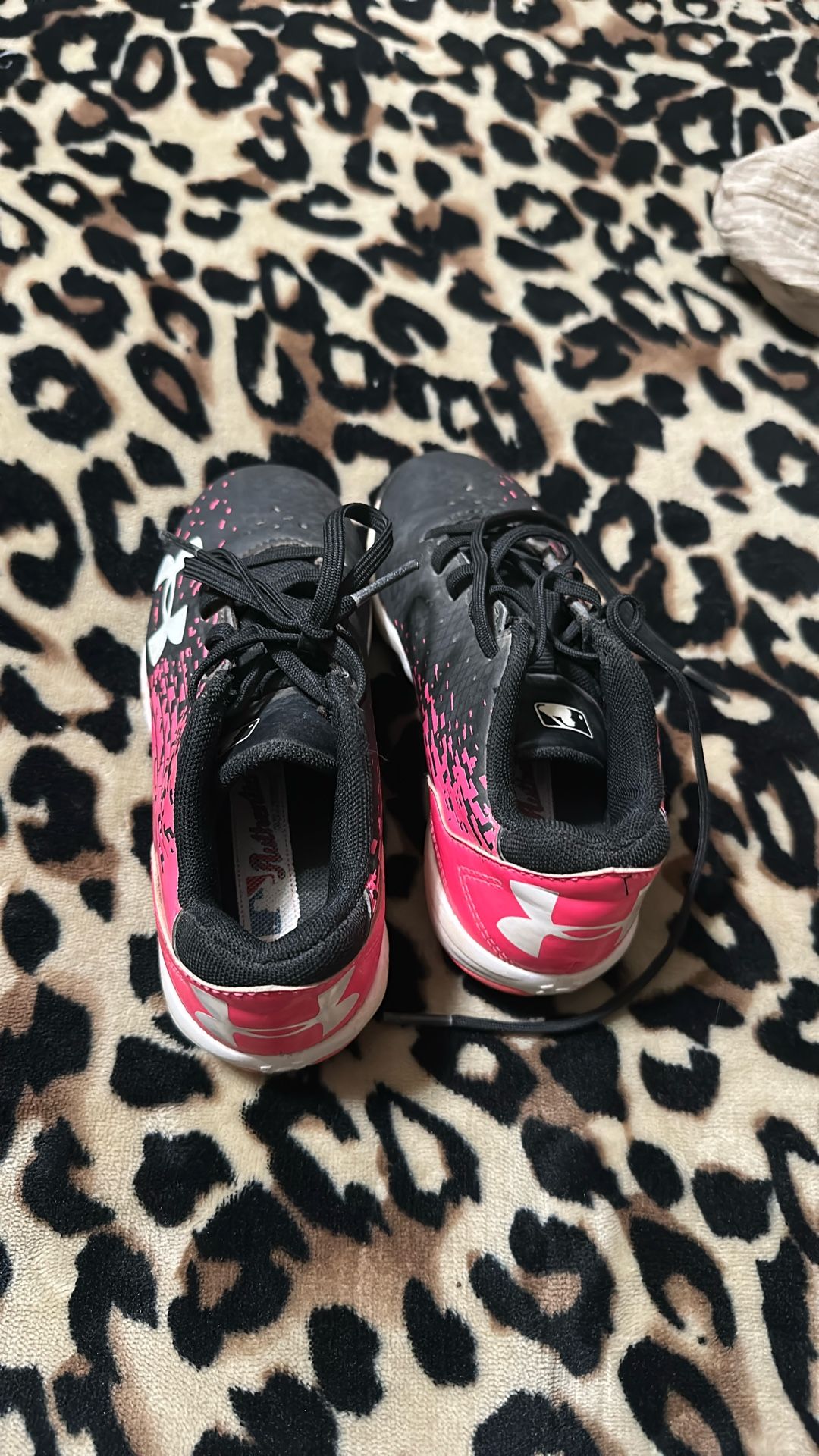 Girls Softball Cleets