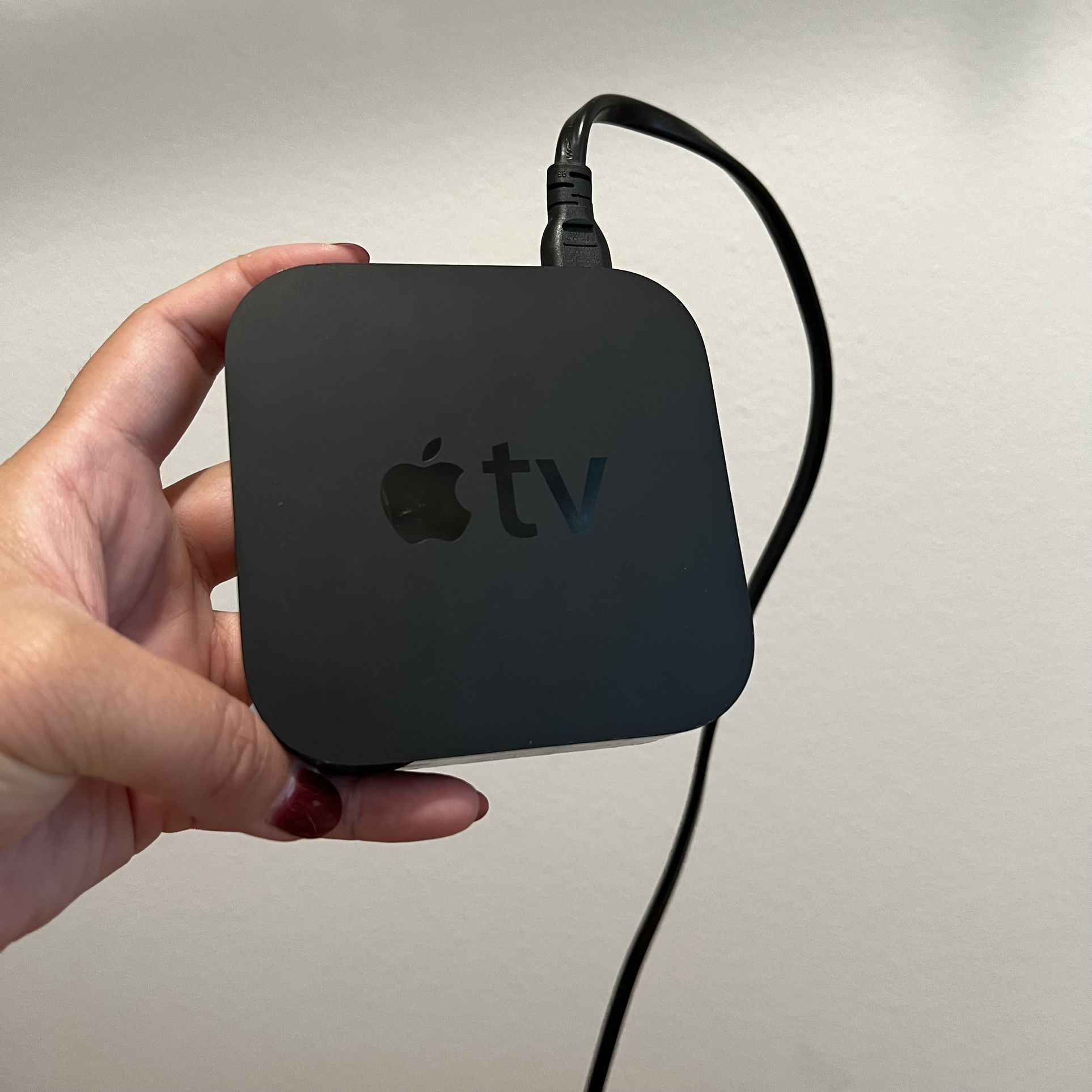 Apple TV (3rd gen) + remote