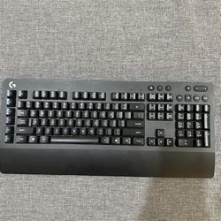 Logitech G613 wireless keyboard