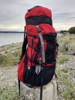 NORTH FACE BADLANDS INTERNAL FRAME PACK