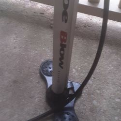 Bicycle Tire hand pump, Joe Blow