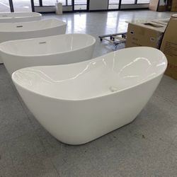 Freestanding Bathtub 67” Fiberglass Acrylic 