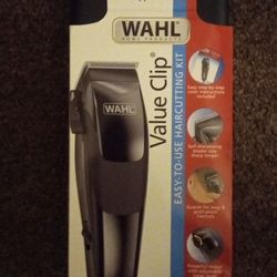 Wahl Clippers Works Good $20.00 All Accessories Included 