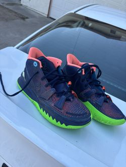 Kyrie Irving 7 basketball shoes