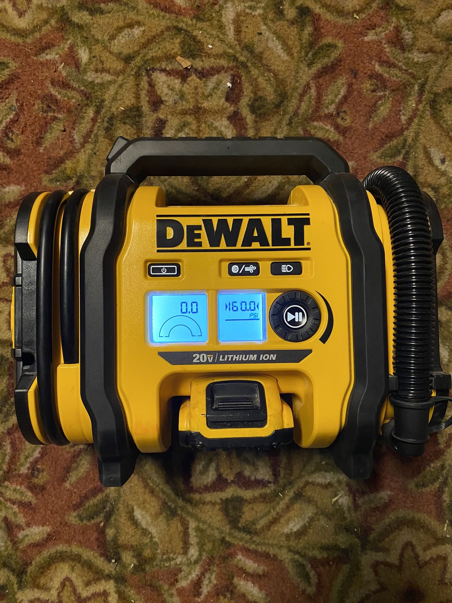 Dewalt 20V Tire Inflator for Sale in Anaheim, CA OfferUp