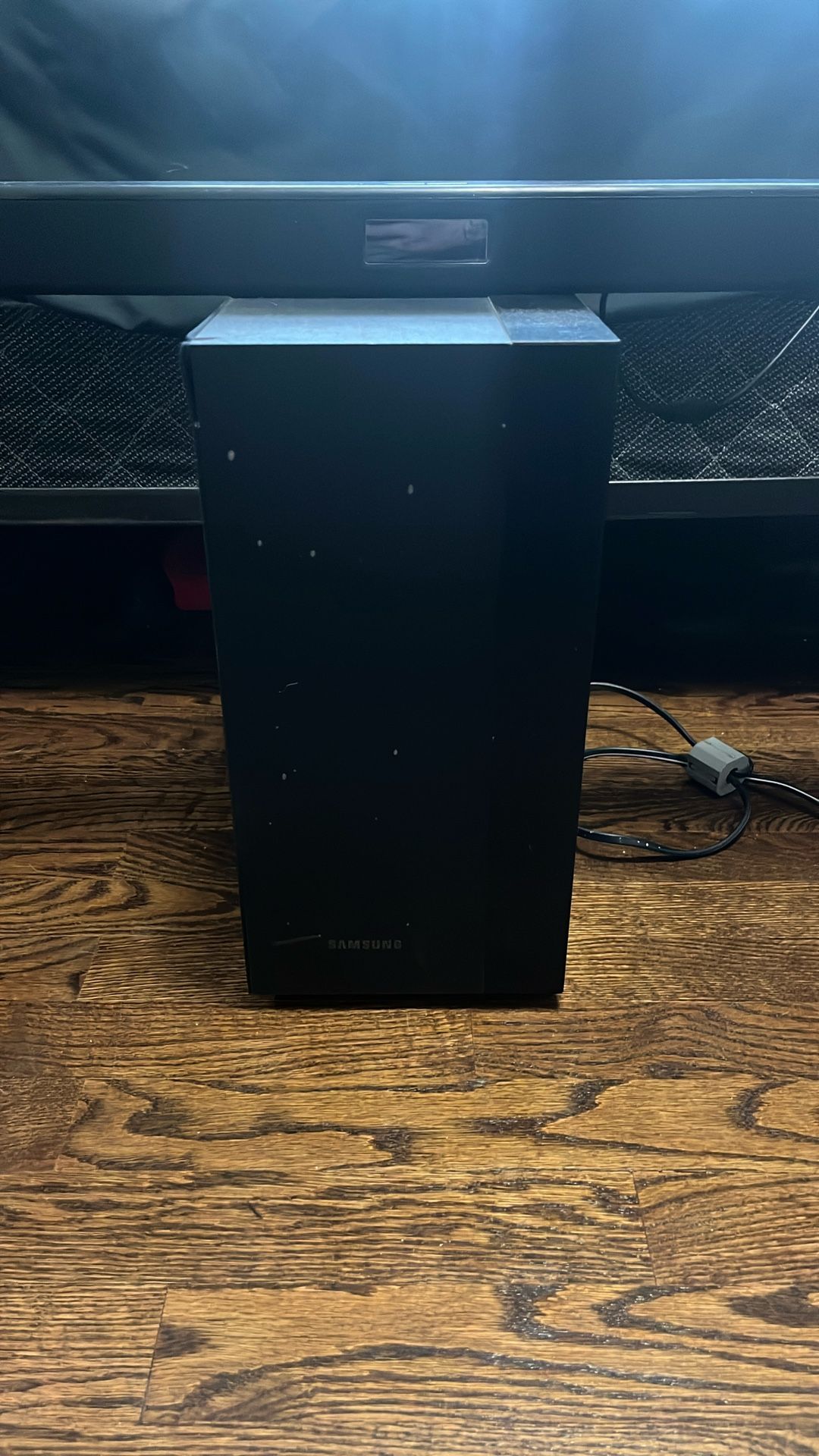 Samsung Soundbar And Subwoofer