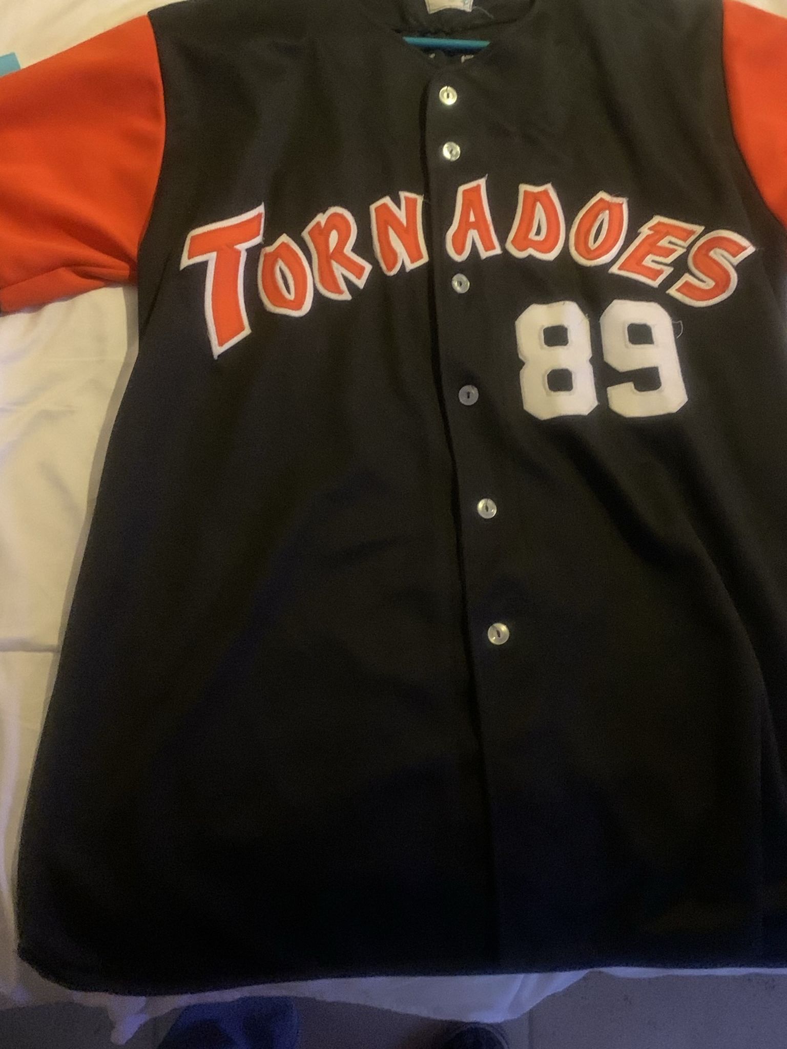 Vintage Baseball Jersey !!