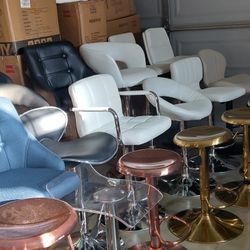 GRAND LIQUIDATION BAR STOOLS ALL COLORS AND DESIGN 💥 STARING FROM 19.00 EACH 💥👉 ALL  BAR STOOLS BRAND NEW 👈
