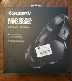 Skullcandy Riff Wireless On-Ear Headphones (Black)