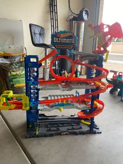 Hot wheels tier track