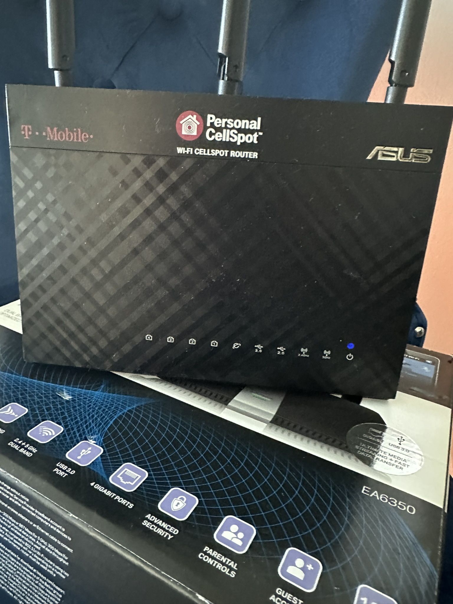 TMobile TM-AC1900 ASUS Wireless Dual-Band Gigabit Router