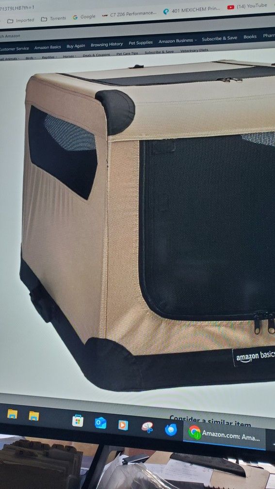 Pet Crate with Roll-Up Door