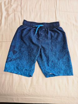 Super comfortable and lightweight Under Armour