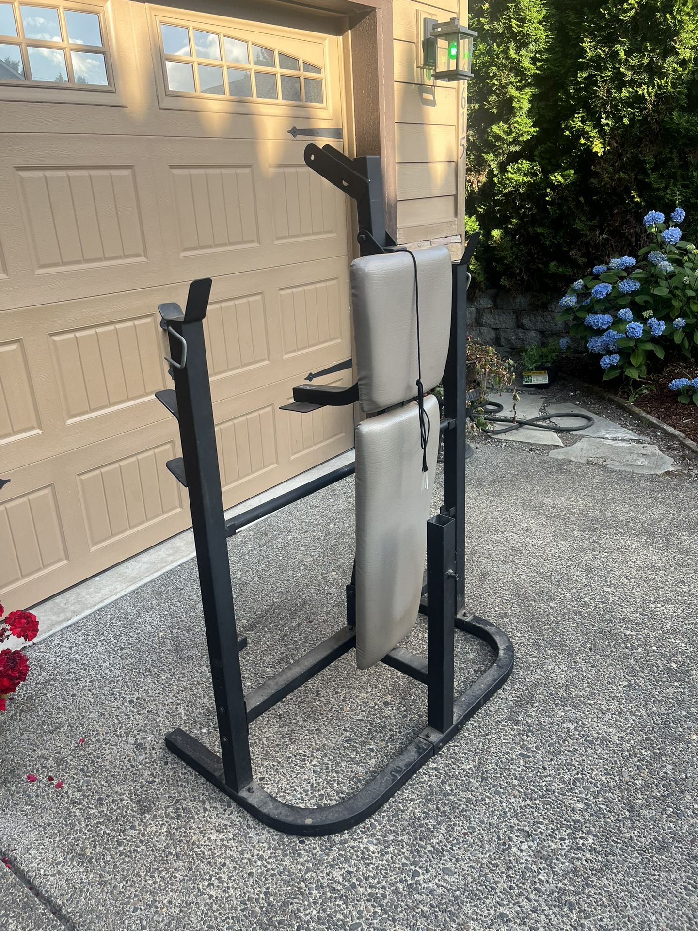 Bench With Pulley System
