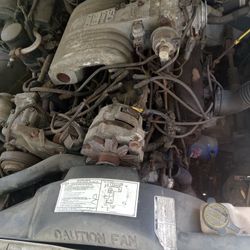 Motor 5.0 Out Of Lincoln  300