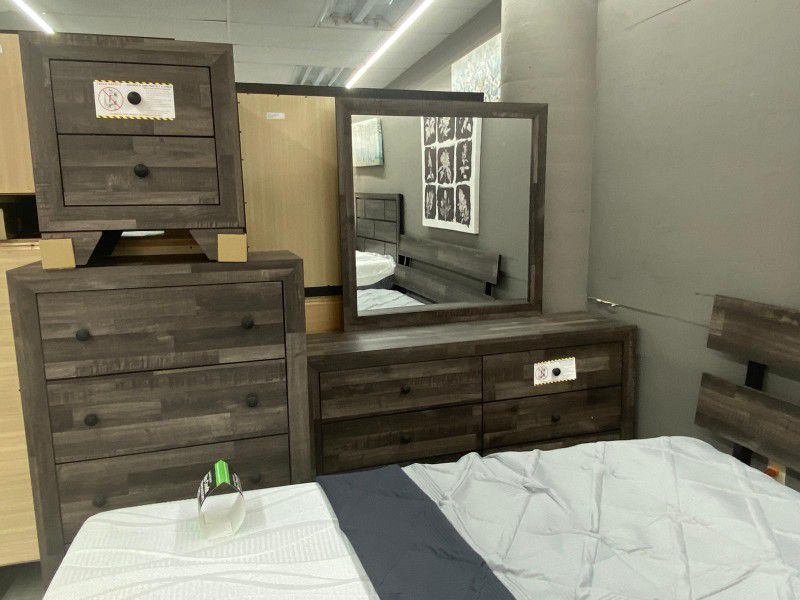 Aticus 5pcs bedroom set only $520