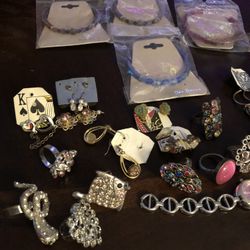 Miscellaneous Jewelry 