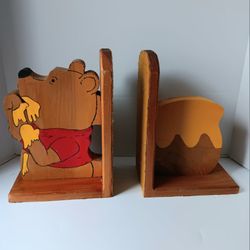 Large Winnie The Pooh / Hunny Pot Carved Solid Wood Bookend Vintage Decor. 10x13