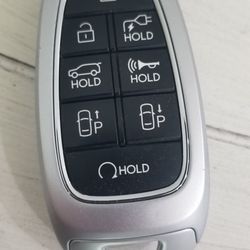 2023 Hyundai Ioniq 5 Key Fob And Rear Cargo Cover