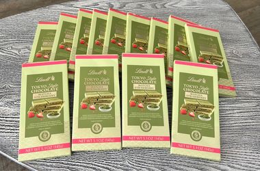Lindt White Chocolate Matcha Strawberry- Lot of 13- Big Bars- Low Price. $20 For Lot