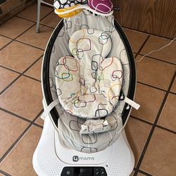 Mamaroo 4 