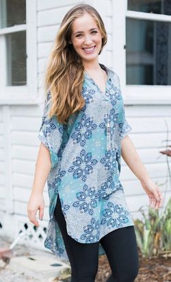 NWT! All for Color Slip Hemi Flowy Top S, M, L