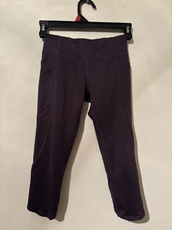 Dark Purple Capri Leggings with Pockets
