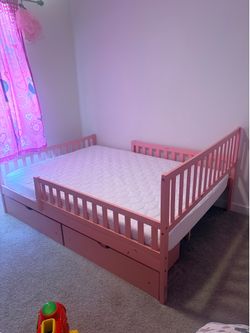 Kids bed and mattress