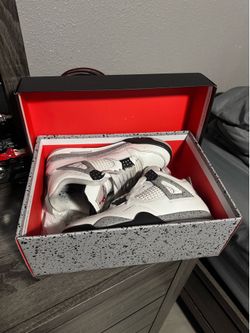 Jordan 4s Size 8